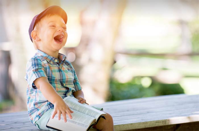 Joie de vivre d'un enfant