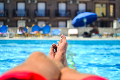 Instagram pieds et piscine