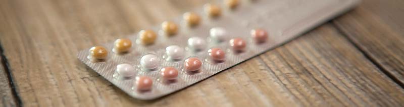 Contraceptifs oraux : photographie de pilules contraceptives